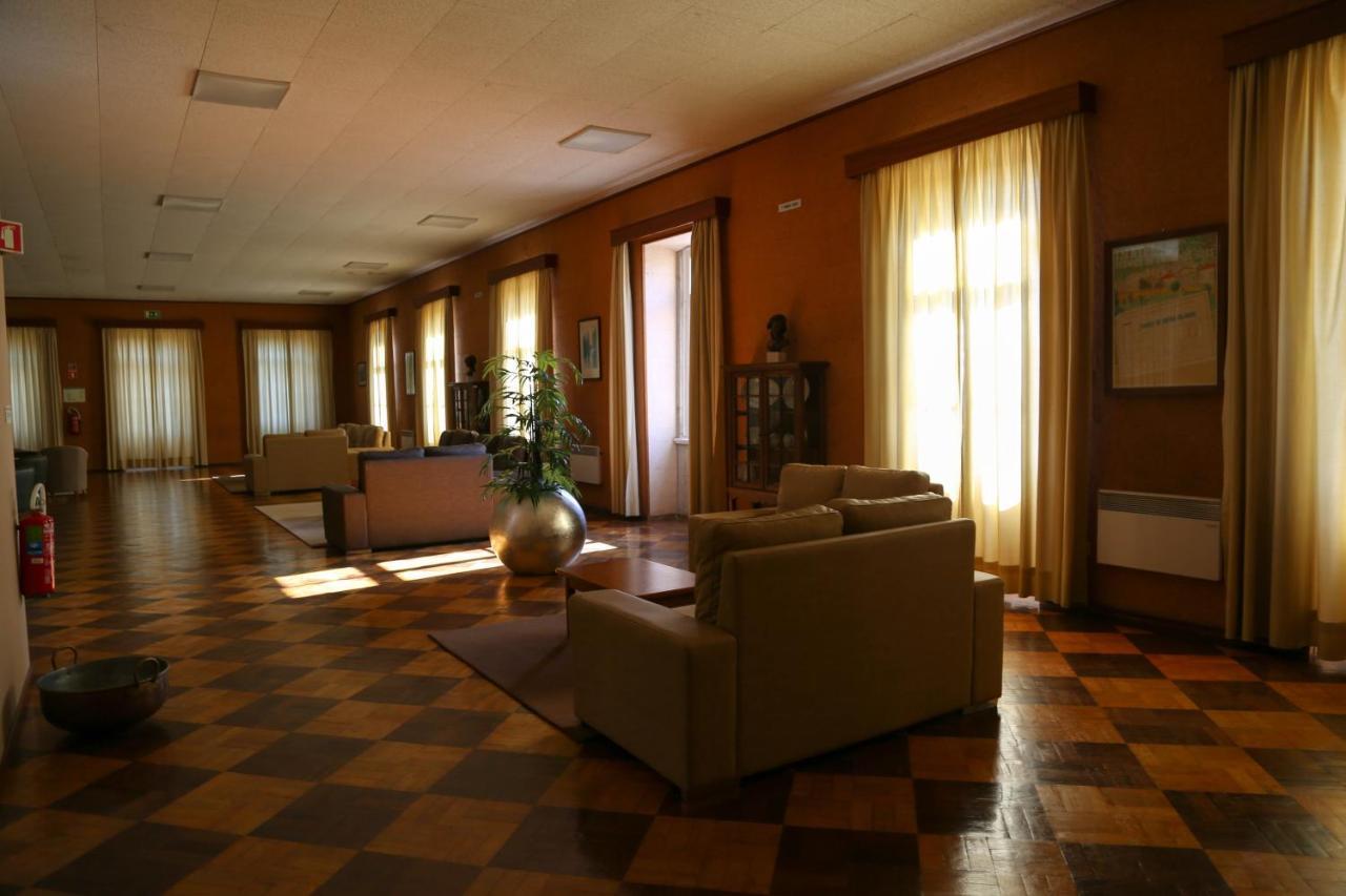Inatel Entre-Os-Rios Hotel Portela  Buitenkant foto