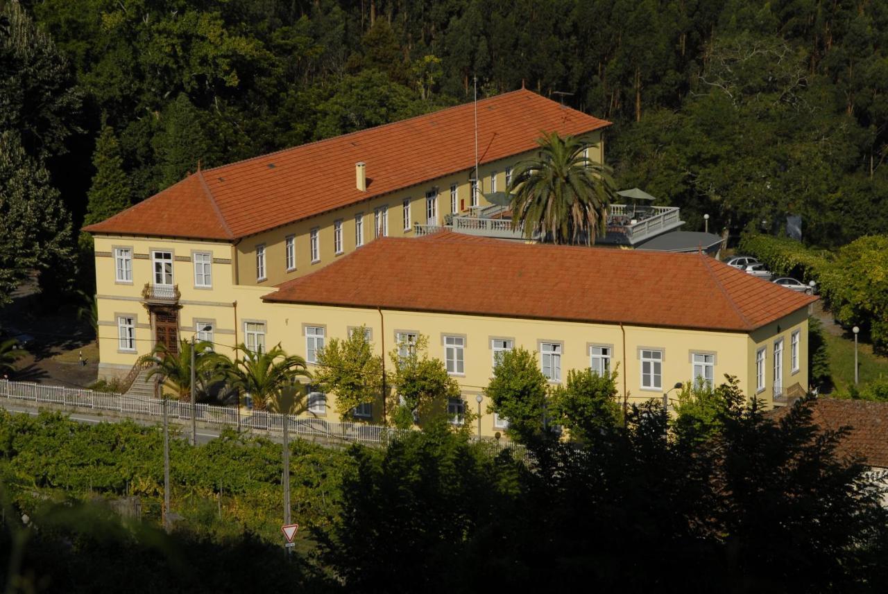 Inatel Entre-Os-Rios Hotel Portela  Buitenkant foto